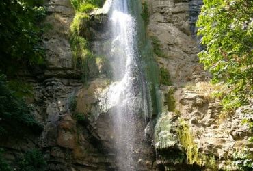 Yardımlı şəlaləsi